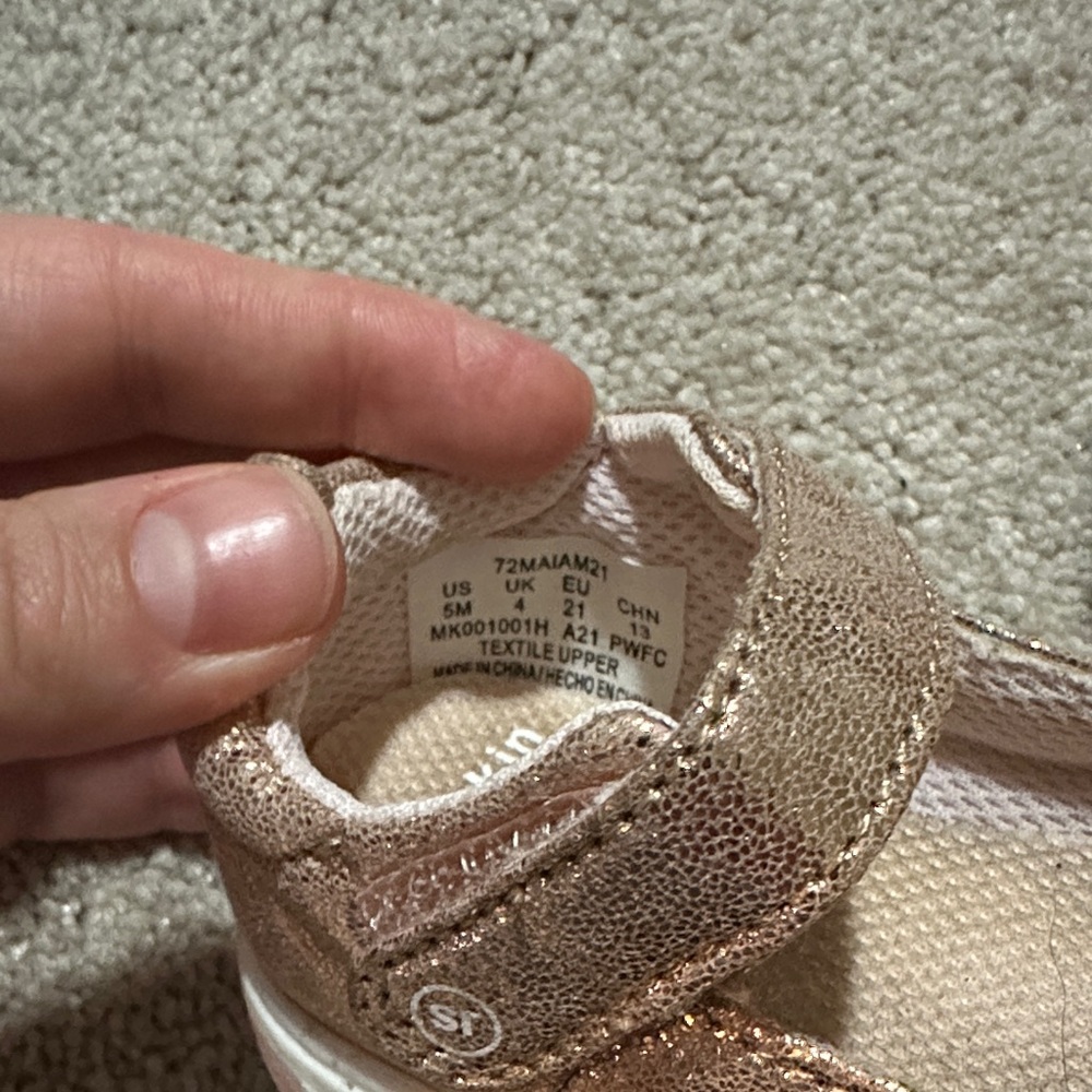 Munchkin Stride Rite Shoes - Picture 3 of 3